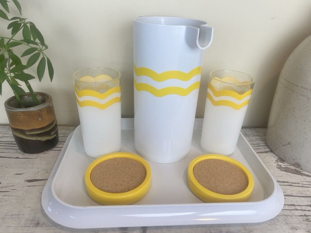 Vintage MCM 1970’s Yellow Zig Zag Sunshine Yellow Bareware Set Retro Outdoor Fun